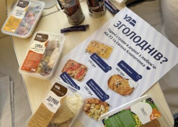 У поїзді, який курсує через Черкащину, з’явилися обіди розроблені Клопотенком