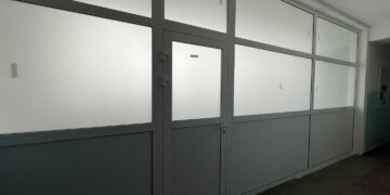 У Рівненській дитячій музичній школі №2 тривають ремонтні роботи (ФОТО)