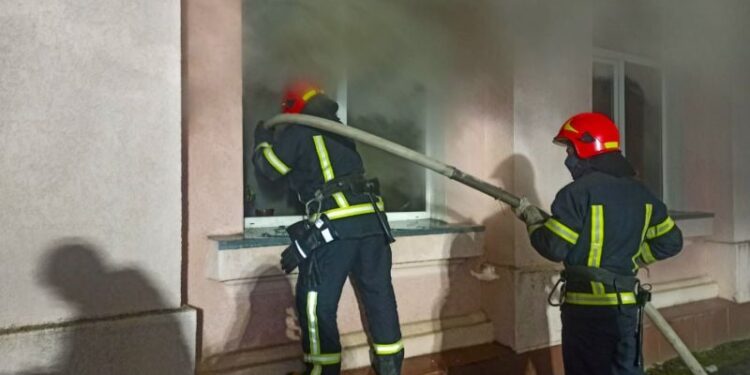 У Шепетівці горів “будинок юстиції”, а в у селі Гурщина – житловий будинок —Хмельнитчина