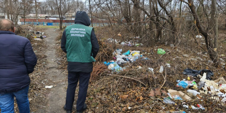 У Запоріжжі виявили нове сміттєзвалище біля приватних будинків – подробиці  | Новости Запорожья