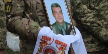 У засвіти провели воїна Сергія Міщенка з Полтавщини