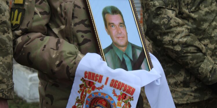 У засвіти провели воїна Сергія Міщенка з Полтавщини