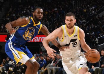 Українці за кордоном: Михайлюк зіграв проти Голден Стейт, у Шульги 14 очок в NCAA – Федерація баскетболу України