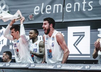 Українці за кордоном: Ткаченко допоміг Міттельдойчеру здобути історичну перемогу, Герун і Новицький оформили дабл-дабли – Федерація баскетболу України