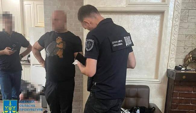 В Одесі судитимуть поліцейських, які віддали в оренду свого підлеглого :: Інтент :: Суспільно-політичне видання:: Регіональна мережа якісної журналістики