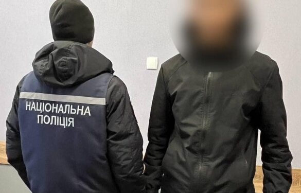 В Умані неповнолітній погрожував чоловікові металевою трубою