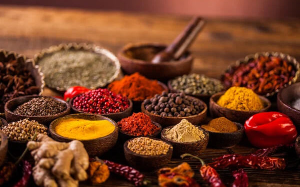 Зміцнення імунітету та підтримка організму: прикарпатцям розповіли, які спеції використовувати взимку