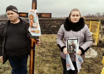 Із захисником Іваном Власенком попрощалися у громаді на Кіровоградщині