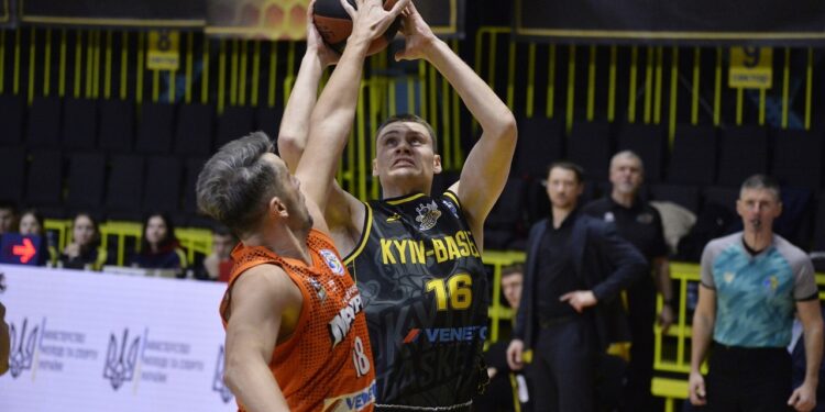 Андрій Агафонов очолив історичний рейтинг Суперліги за блоками – Федерація баскетболу України