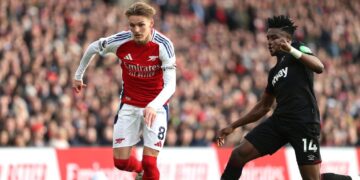 «Арсенал» минимально проиграл «Вест Хэму». Очередная сенсация в АПЛ