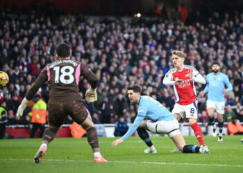 «Арсенал» разгромил дома «Манчестер Сити» в матче АПЛ
