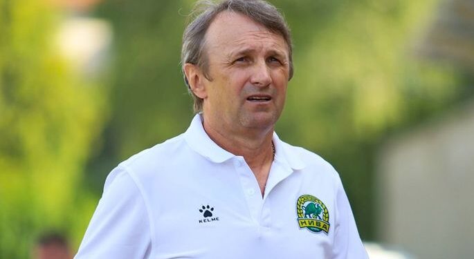 Аутсайдер Другої ліги залишився без тренера