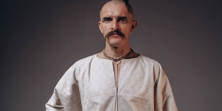 Автентична козацька спадщина з сучасним звучанням: іванофранківців запрошують на концерт KOZAK SIROMAHA