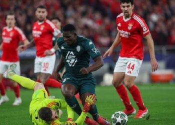 «Бенфика» с Трубиным вырвала ничью у «Монако» и пробилась в 1/8 финала Лиги чемпионов