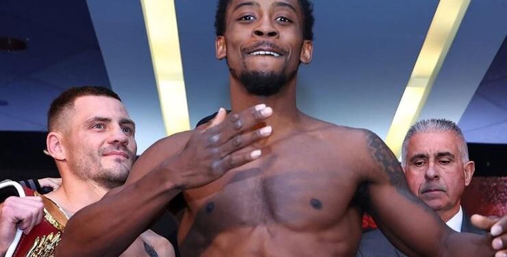 “Лучше всех, включая Ломаченко”: Промоутер расхвалил Дэвиса перед боем с Беринчиком – Спорт ):Бокс