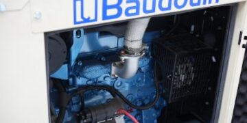 Миколаївські навчальні заклади отримали два генератори потужністю 25 кВт » Миколаївський Оглядач