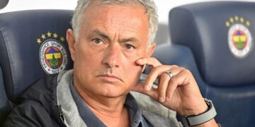 Моуриньо обвиняют в расизме и грозят криминальным делом