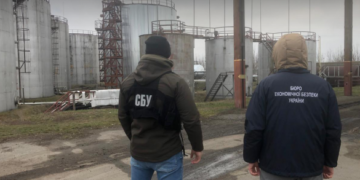 На Черкащині виготовляли фальсифіковане пальне вартістю понад 13 мільйонів