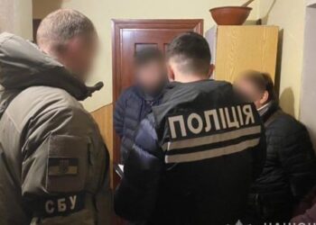 На Львівщині викрили банкірів, які крали кошти клієнтів через перевипуск карток