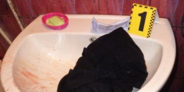 На Рівненщині тесть ледь не вбив зятя ножем