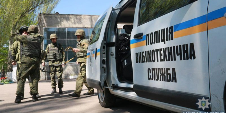 Погрози про вибухи у лікарнях Полтави надходять до поліції