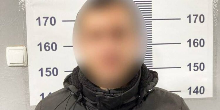 Попри заборону суду чоловік побив дружину при дітях —Хмельнитчина