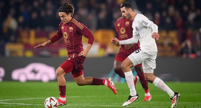 «Рома» дома обыграла «Айнтрахт» и прошла в плей-офф Лиги Европы