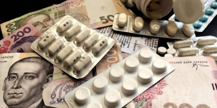 Шепетівчанка втратила майже 33 тис грн, намагаючись повернути гроші за ліки —Хмельнитчина