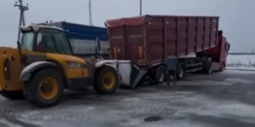 Сплатять понад 200 тисяч штрафу: на Черкащині виявили дві перевантажені вантажівки