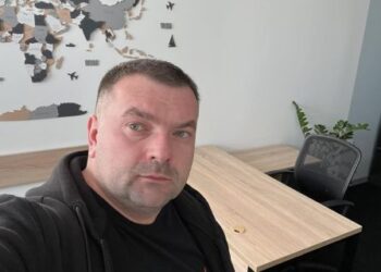 У центрі Львова працівники ТЦК затримали депутата міськради Андрія Закалюка