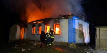 У Черкаському районі горів житловий будинок (ФОТО)