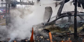 У Львівській області згоріли гараж та авто – RegioNews.ua