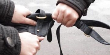 У Смілі юнак, який викрав поблизу залізничної станції у жінки сумку, проведе понад 7 років за ґратами