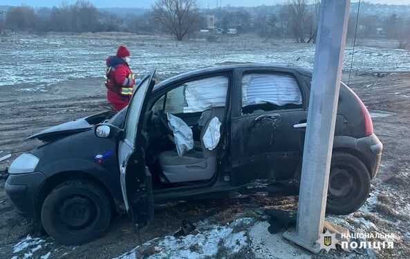 У Смілі нетвереза водійка в’їхала в електроопору — Новости Черкасс