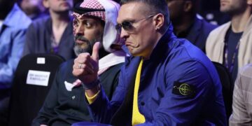 Усик покинул вечер бокса в Саудовской Аравии перед реваншем двух россиян – Спорт ):Бокс