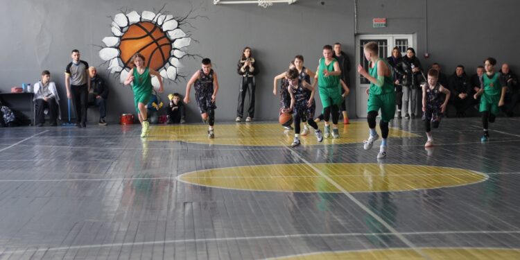 ВЮБЛ серед юнаків 2013 року: у Вінниці пройшли чотири матчі третього етапу – Федерація баскетболу України