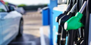 Зупинка АЗС у березні: чи є причини панікувати |  |