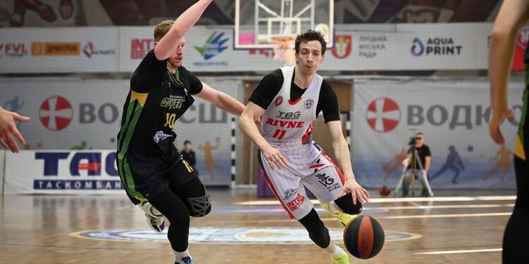БК Рівне розпочав бабл у Луцьку перемогою над Прикарпаттям-Говерлою – Федерація баскетболу України