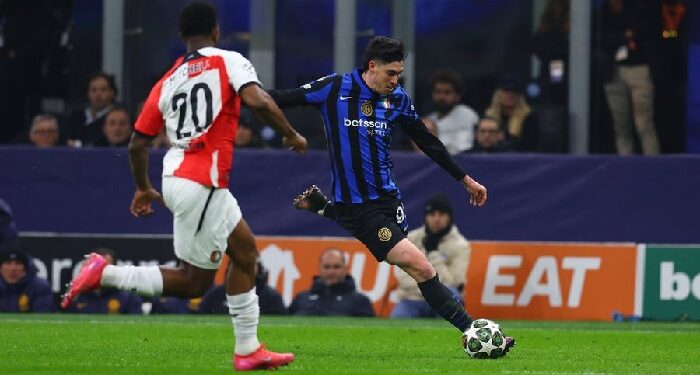 «Интер» благодаря второй победе над «Фейеноордом» прошел в ¼ финала Лиги чемпионов