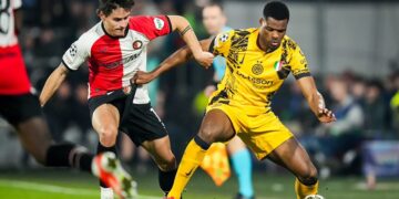 «Интер» и без реализованного пенальти выиграл у «Фейеноорда» в первом матче 1/8 финала Лиги чемпионов