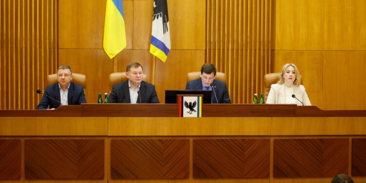 Івано-Франківська ОВА підтримала звернення щодо збереження національної єдності в умовах загострення геополітичних загроз для України