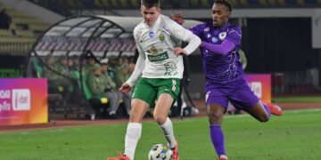 «Карпати» у меншості здобули перемогу у Житомирі над черкаським ЛНЗ завдяки пенальті