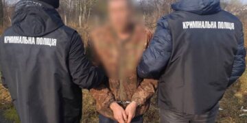 Криваве застілля на Шепетівщині: один чоловік загинув, його брат – в лікарні —Хмельнитчина