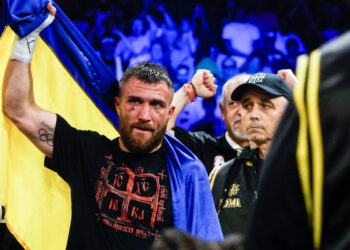 Ломаченко посетил чемпионат Украины по боксу – Спорт ):Бокс