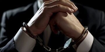 На Черкащині колишній чиновник отримав підозру за розтрату і заволодіння чужим майном в особливо великих розмірах