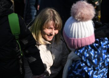 На Рівненщину прибули діти-сироти із Запоріжжя