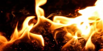 Отримала опіки 72 відсотків тіла: на Золотоніщині через спалювання сухої рослинності загинула пенсіонерка 