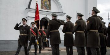 Президентська бригада освятила свій мотиваційний прапор на батьківщині Богдана Хмельницького в Суботові  — Новини Черкащіни