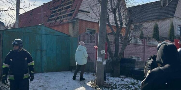 Російські безпілотники 1 березня атакували Запоріжжя –  вибуховою хвилею пошкодили будинки та авто | Новости Запорожья