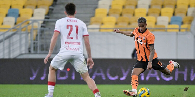 «Шахтар» в матчі з «Кривбасом» підняв планку за кількістю точних передач з просуванням